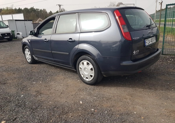 Ford Focus cena 3000 przebieg: 295000, rok produkcji 2007 z Poznań małe 29